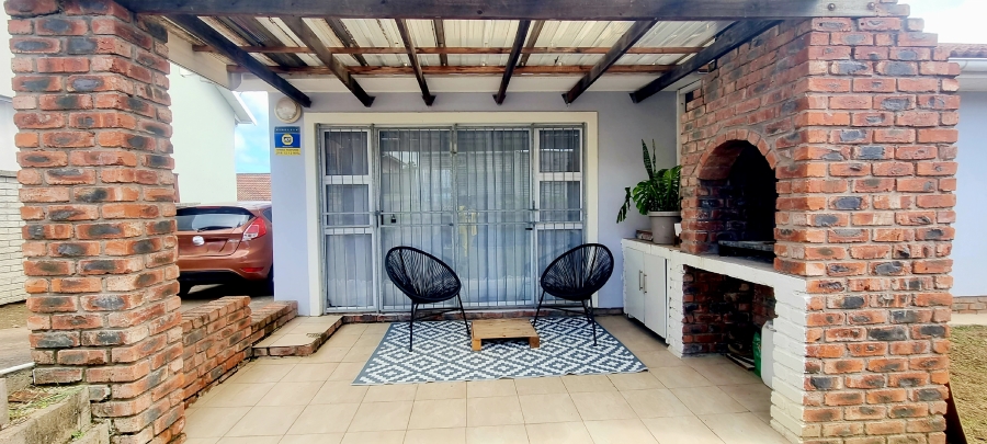 2 Bedroom Property for Sale in Haven Hills Eastern Cape